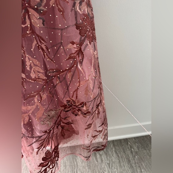 MAC DUGGAL NWT Pink Embroidered Illusion Cap Sleeve A Line Gown 4 - Picture 12 of 13